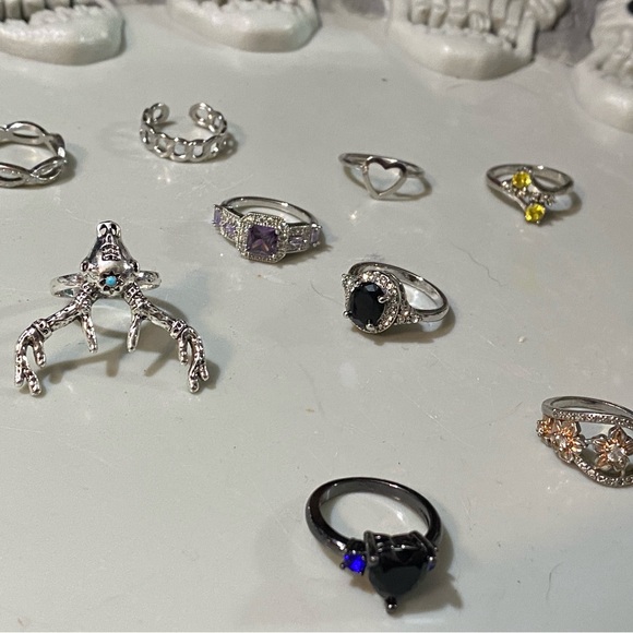 Rings - Picture 2 of 7